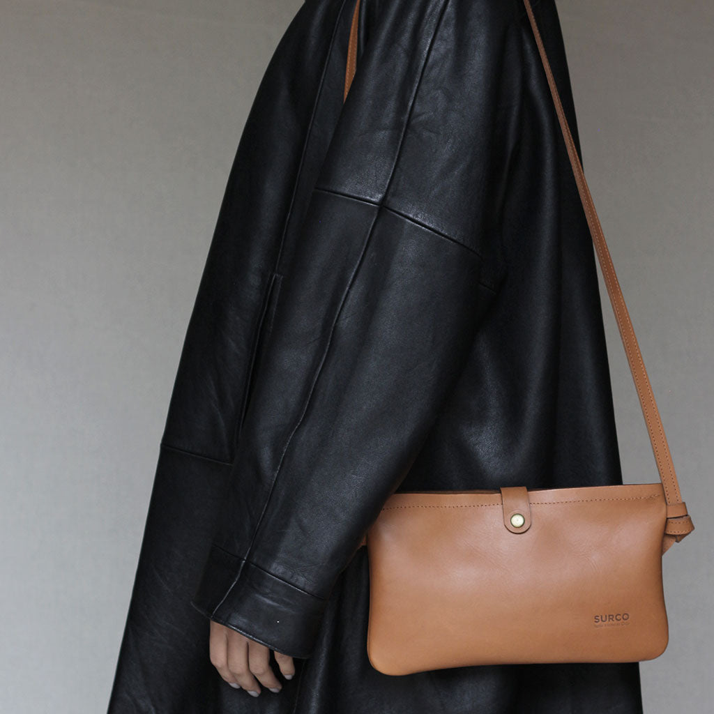 Bandolera Esencial de cuero