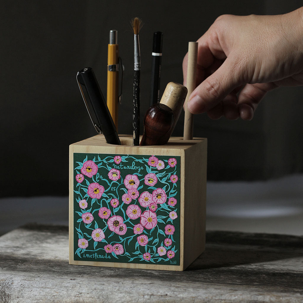 Portalápices de madera Misha