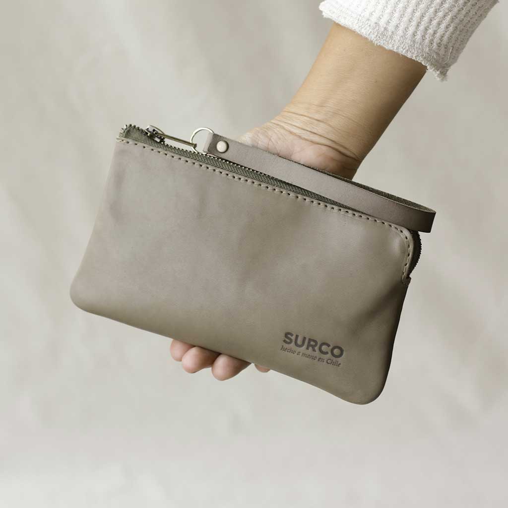 Billetera de mujer con tarjetero hecha en cuero gris olivo