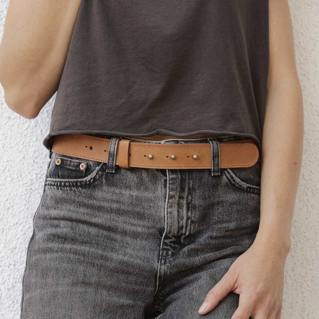 Cinturón de cuero mujer café sin hebilla