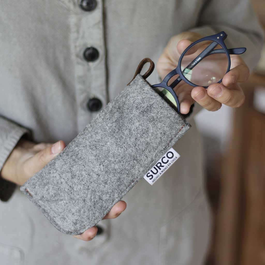 Estuche funda de fieltro para lentes o anteojos