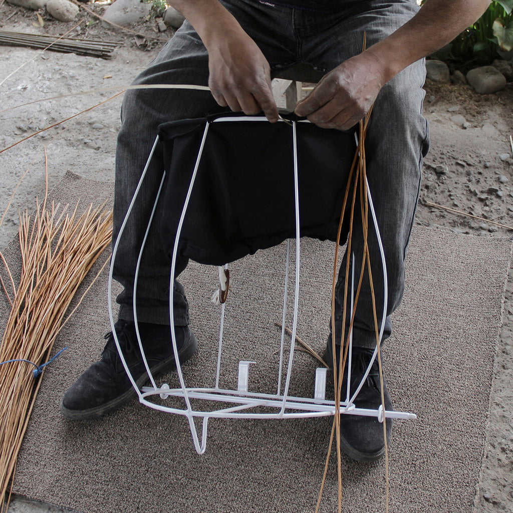 Globo: carro de arrastre tejido en mimbre