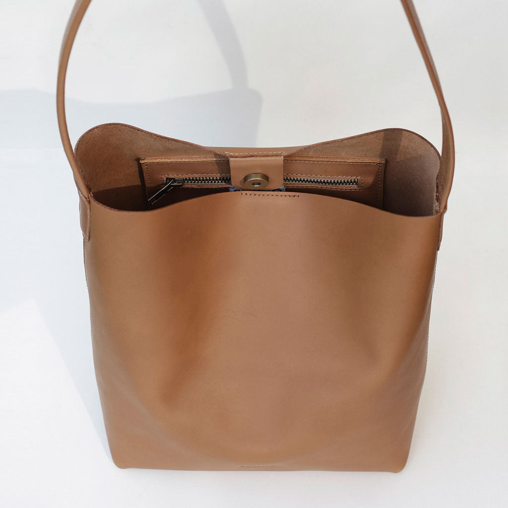 Cartera Tote de cuero Recolectora