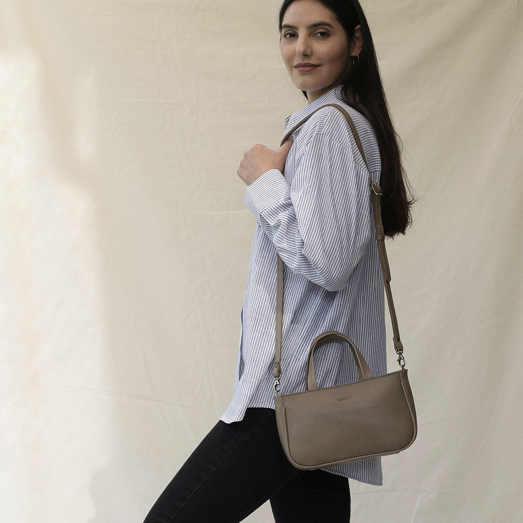 Cartera de mano y bandolera La Petite