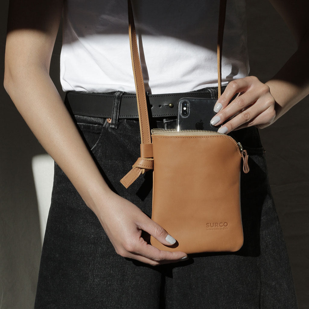 Bandolera porta celular