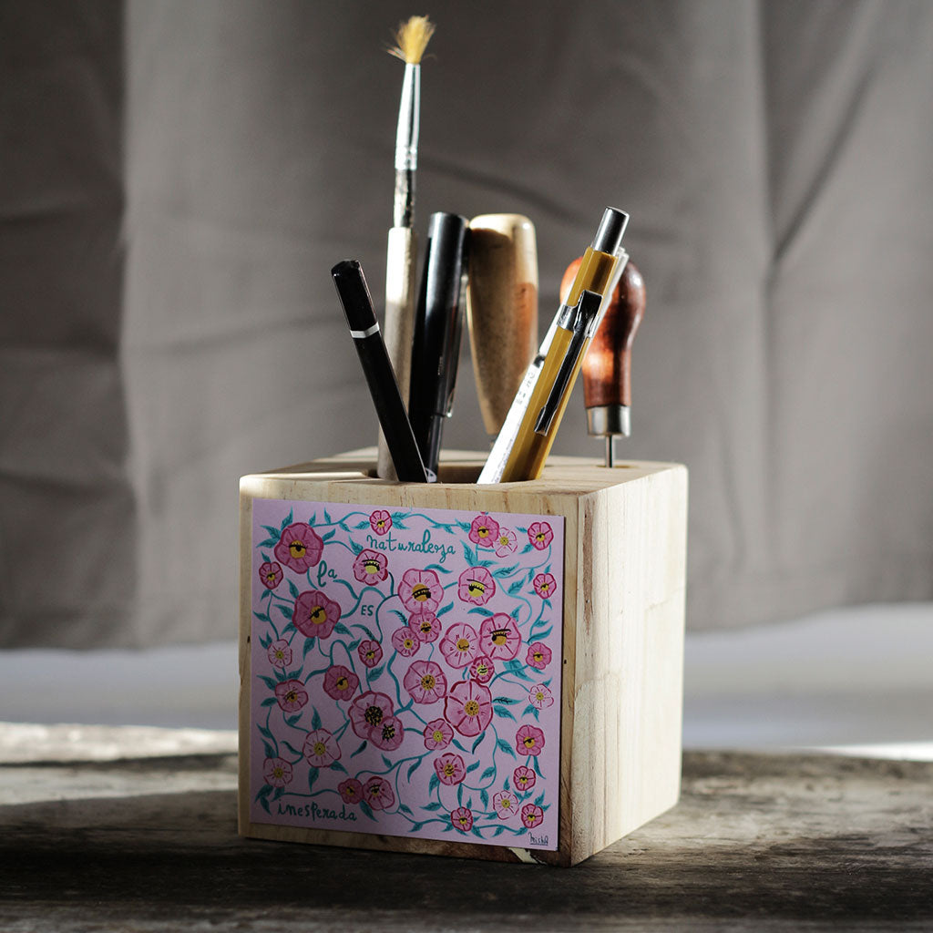 Portalápices de madera Misha