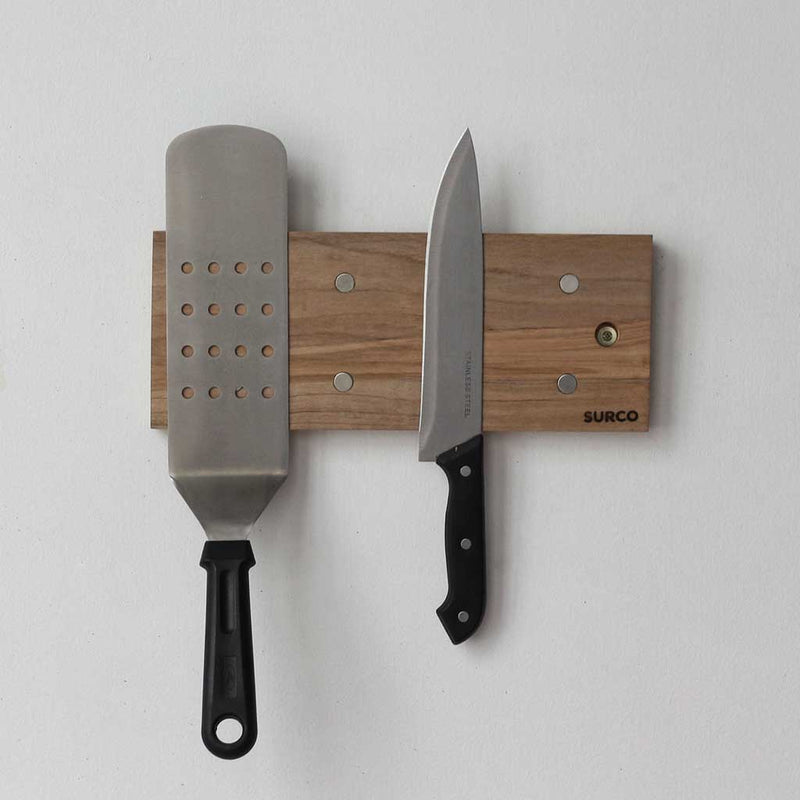 Tabla soporte para cuchillos de cocina