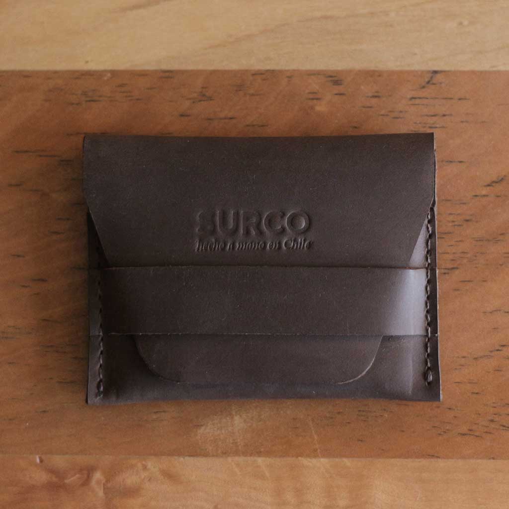 Tarjetero y billetera porta documentos de cuero café moro